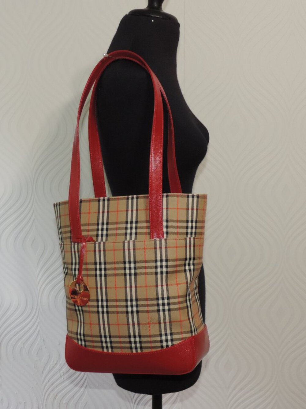 BURBERRY Classic Haymarket Check Canvas & Red Leather Tote Bag - w/COA - Picture 6 of 16